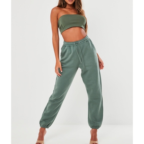 Brand new oversized 90’s joggers ! - Picture 2 of 6